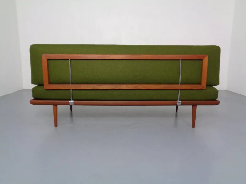 Pamono Minerva Teak & Kvadrat Hallingdal Daybed / Sofa by Peter Hvidt & Orla Mølgaard Nielsen for France & Son, Denmark, 1950s> Daybeds & Chaises Lounges