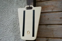Clearance Pamono Mökki Triangular Bird Feeder by Andrea Pregl