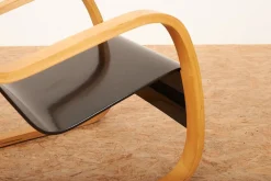Pamono Model 31 Cantilever Chair in Molded Birch & Plywood by Alvar Aalto for Wohnbedarf, 1932><noscript><img width=