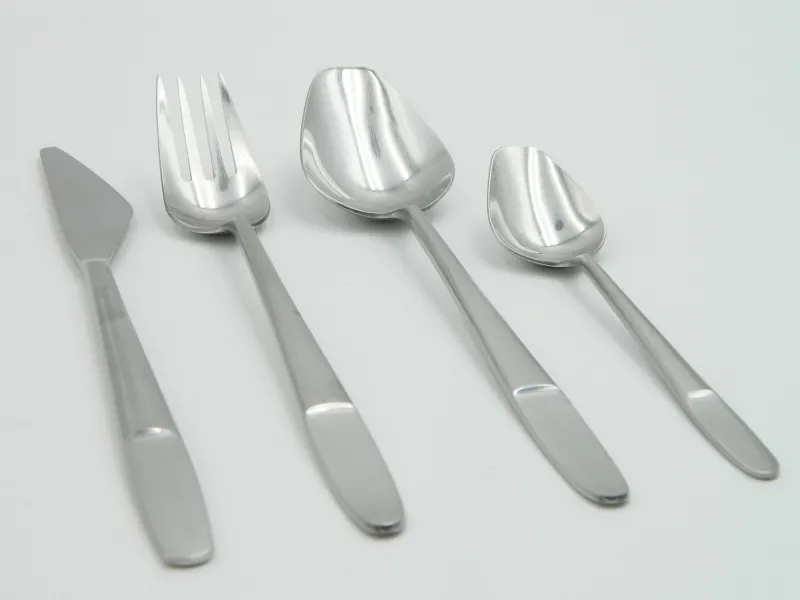 Pamono Model 2070 Cutlery for Six People in Stainless Steel by Helmut Alder for Amboss Austria, 1950s, Set of 28> Cutlery & Serving Utensils