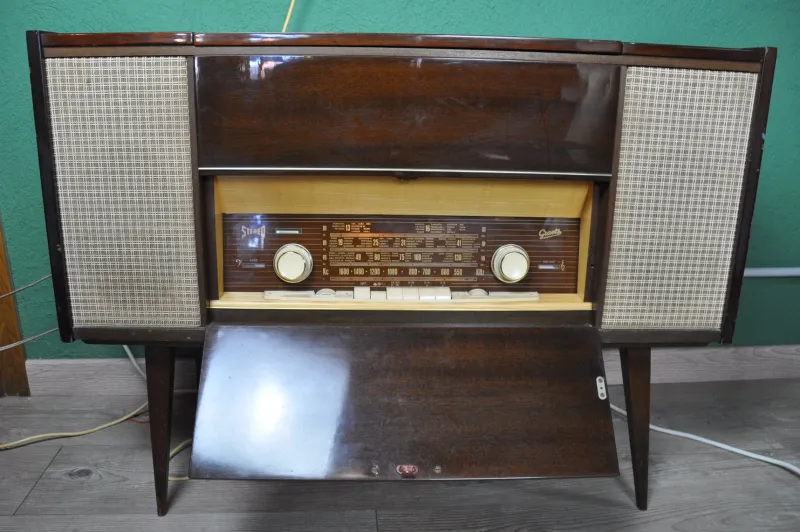 Pamono Model 52116 Hi-Fi Cabinet from Graets, 1960s> Electronics