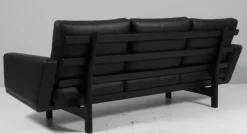 Discount Pamono Model 236/3 3-Seater Sofa in Black Leather and Black Oak attributed to Hans J. Wegner for Getama