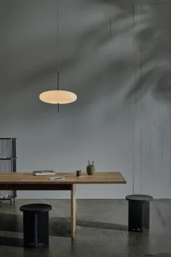 Pamono Model 2065 Table Lamp with Black White Diffuser, Black Hardware & Black Cable by Gino Sarfatti><noscript><img width=