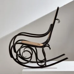 Pamono Model 825 Thonet Rocking Chair by Michael Thonet for Thonet, 1970s><noscript><img width=