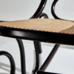 Pamono Model 825 Thonet Rocking Chair by Michael Thonet for Thonet, 1970s><noscript><img width=