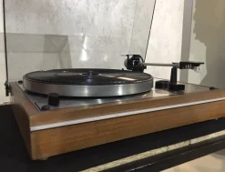 Outlet Pamono Model TD166 Turntable from Thorens, 1970s