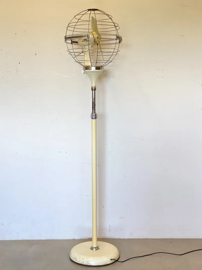 Pamono Model Zodiac Fan from San Giorgio, 1950s> Electronics