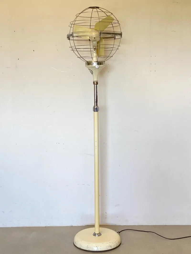 Pamono Model Zodiac Fan from San Giorgio, 1950s> Electronics
