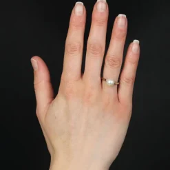 Best Pamono Modern 18 Karat White Gold Cultured Pearl Solitaire Ring