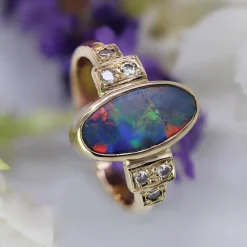 Outlet Pamono Modern Black Opal and Diamonds Geometric Ring in 18 Karat Yellow Gold