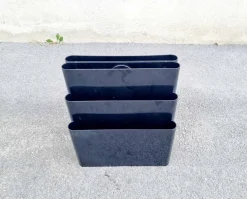 Pamono Modern Italian Black Magazine Rack by Giotto Stoppino for Kartell, 1970s><noscript><img width=