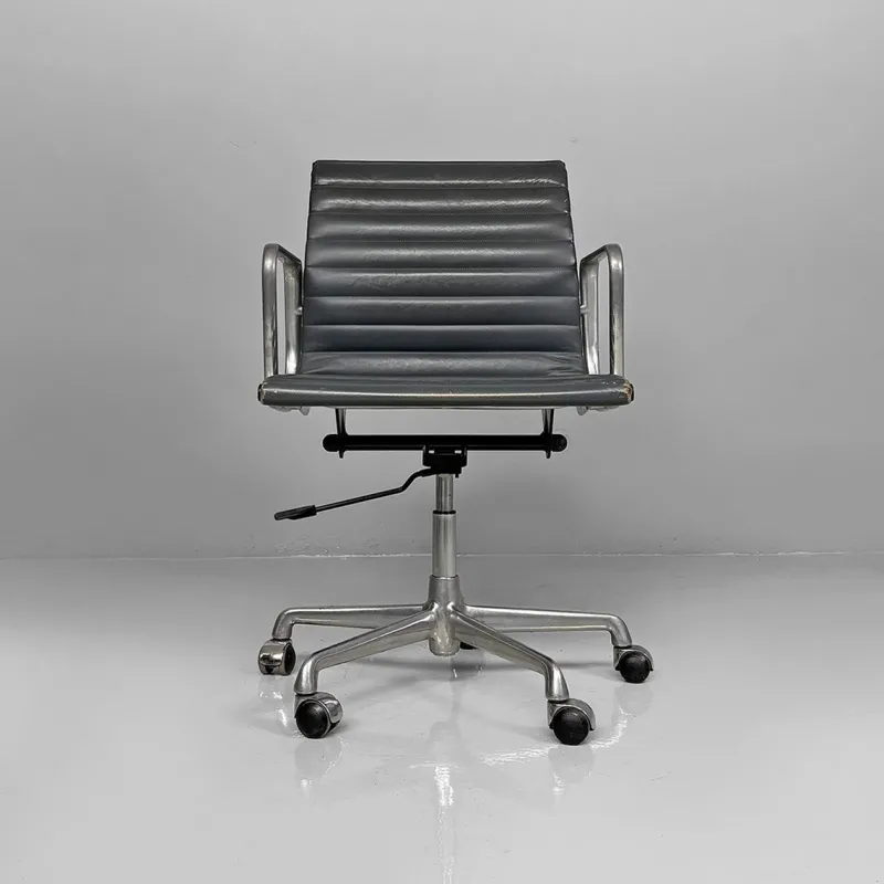 New Pamono Modern Italian Leather Office Chairs by Charles and Ray Eames for ICF, 1970s, Set of 2