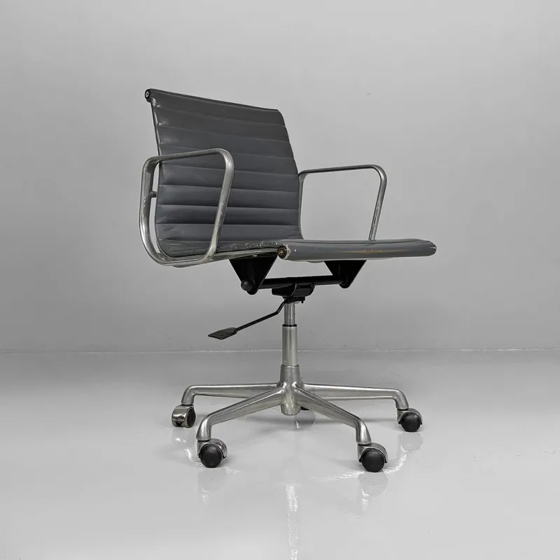 New Pamono Modern Italian Leather Office Chairs by Charles and Ray Eames for ICF, 1970s, Set of 2