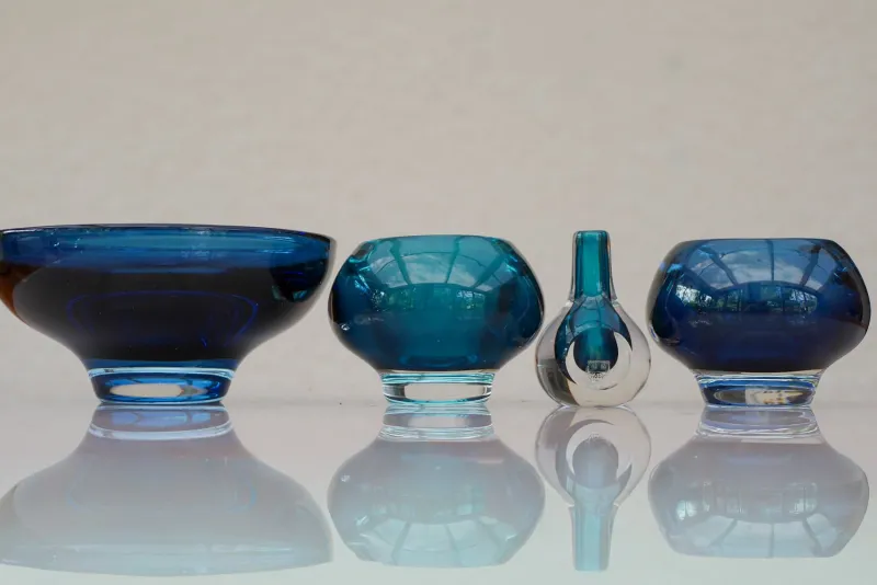 Pamono Modern Scandinavian Sommerso Glass by Mona Morales, 1960s, Set of 4> Glassware