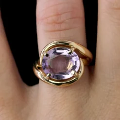 Pamono Modern Second-Hand Amethyst 18 Karat Yellow Gold Swirl Ring><noscript><img width=