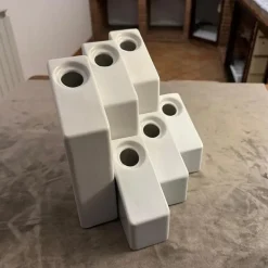 Pamono Modern White Ceramic Design Vases by Enzo Bicchioli for Il Picchio, 1970s, Set of 2><noscript><img width=