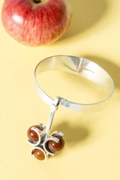 Pamono Modernist Silver and Carnelian Bracelet by Elis Kauppi, 1960s> Bracelets