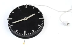 Pamono Modernist Wall Clock by Paauwe Amsterdam, 1930s> Clocks