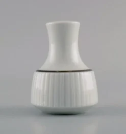 Pamono Modulation Salt Shaker & Dish in Porcelain by Tapio Wirkkala for Rosenthal, Set of 2><noscript><img width=