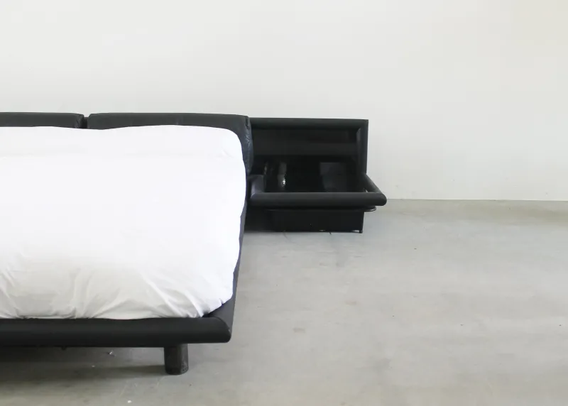 Pamono Morna Bed with Nightstands by Tobia and Afra Scarpa for Molteni, 1972> Beds & Bedroom Sets