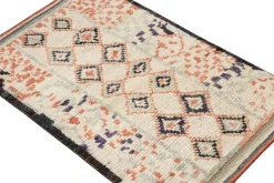 Pamono Moroccan Style Rug from R&K Principal Jahanshah Nazmiyal> Carpets & Textiles|Carpets & Textiles