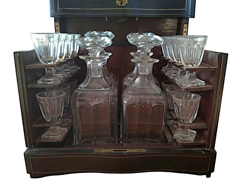Pamono Napoleon III Liqueur Cellar with Glasses and Bottles, Set of 18> Dinnerware Accessories