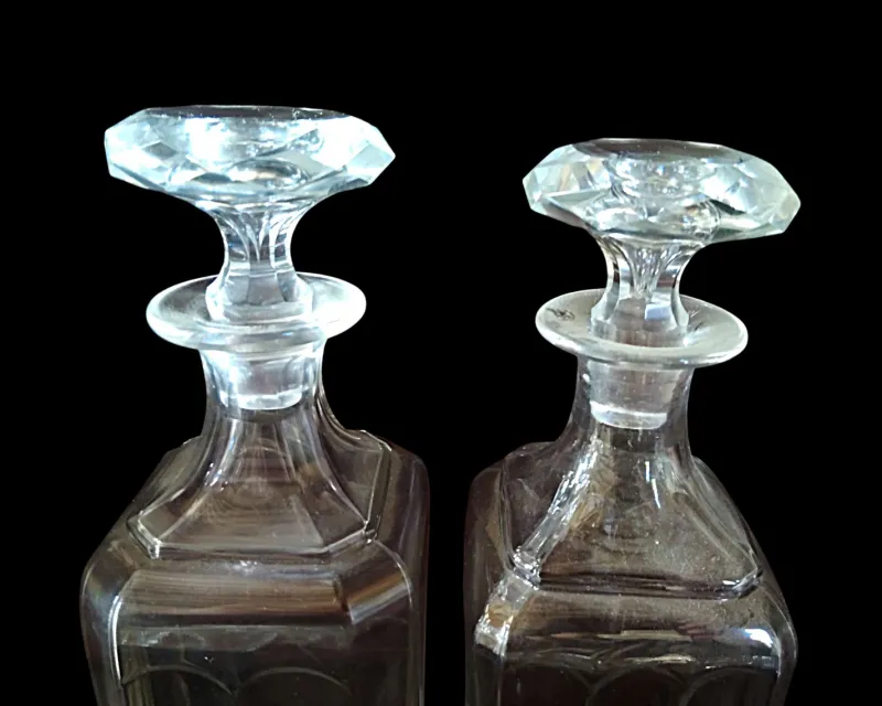 Pamono Napoleon III Liqueur Cellar with Glasses and Bottles, Set of 18> Dinnerware Accessories