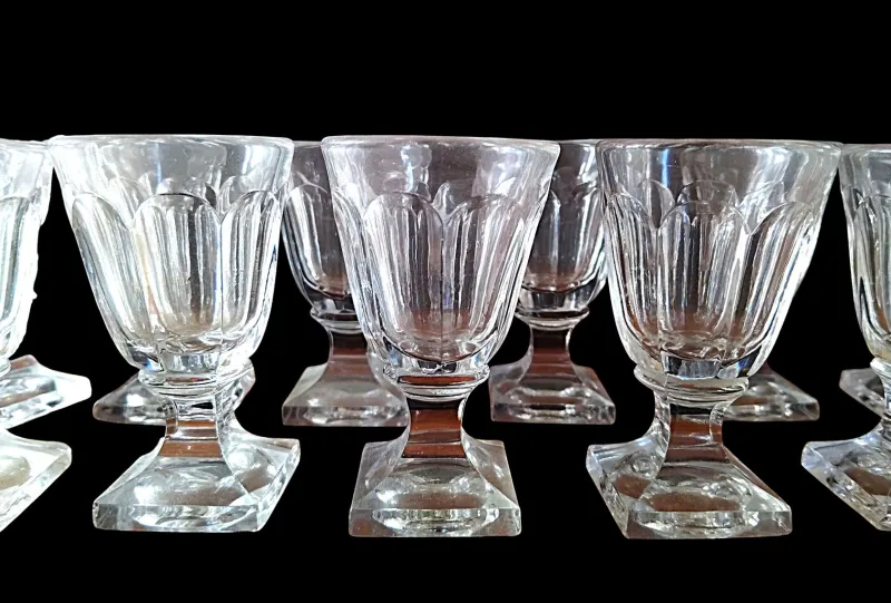 Pamono Napoleon III Liqueur Cellar with Glasses and Bottles, Set of 18> Dinnerware Accessories