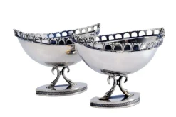 Outlet Pamono Nave-Shaped Silver Salt and Pepper Shakers with Scalloped Rims, Set of 2