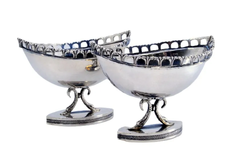 Outlet Pamono Nave-Shaped Silver Salt and Pepper Shakers with Scalloped Rims, Set of 2