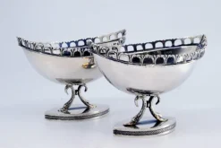 Outlet Pamono Nave-Shaped Silver Salt and Pepper Shakers with Scalloped Rims, Set of 2