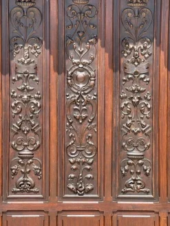 Pamono Neo-Gothic Castle Safe Bench