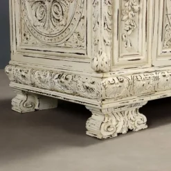 Pamono Neo-Renaissance Chest in Wood