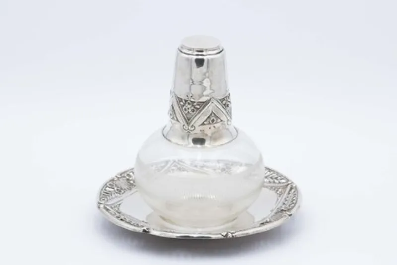 Pamono Night Bottle in Cut Glass