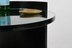 Hot Pamono Nightstand or Side Table in Lacquered Wood and Crystal by G. Moscatelli, Italy, 1970s