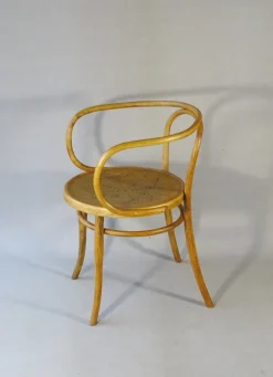 Pamono No. 209 B9 Armchair with Star-Shaped Seat from Thonet, 1905><noscript><img width=