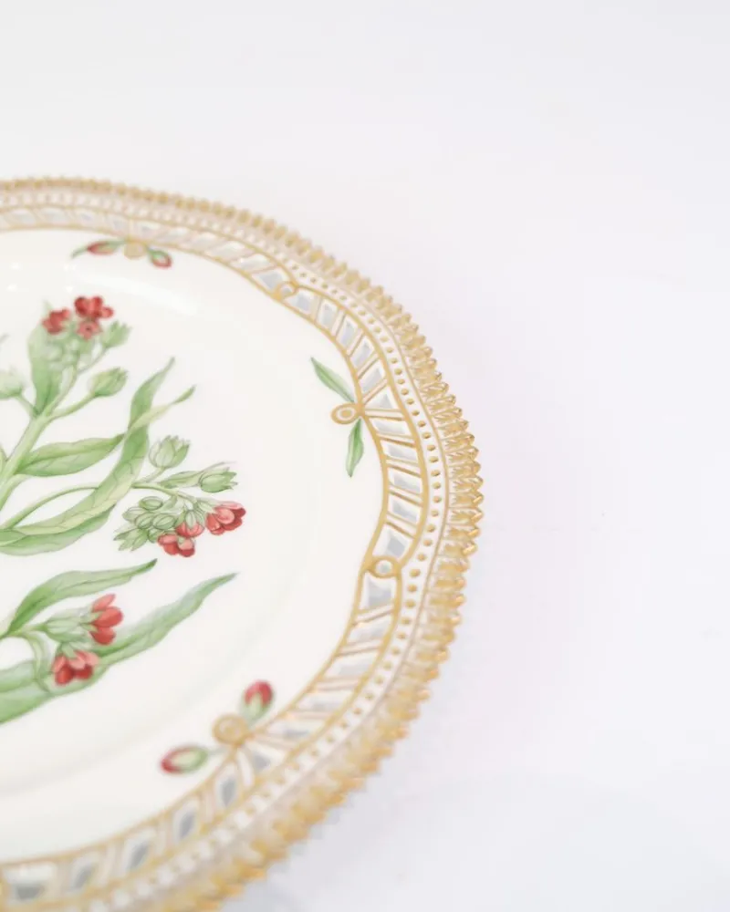 Sale Pamono No. 20/3554 Flora Danica Lunch Plate by Royal Copenhagen, 1960s