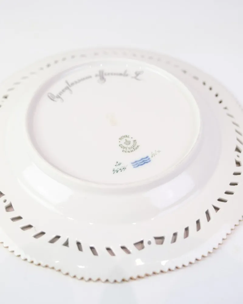 Sale Pamono No. 20/3554 Flora Danica Lunch Plate by Royal Copenhagen, 1960s