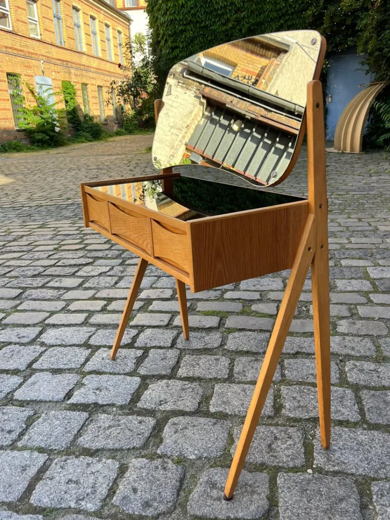 Pamono Oak Dressing Table by Arne Vodder> Dressing Tables