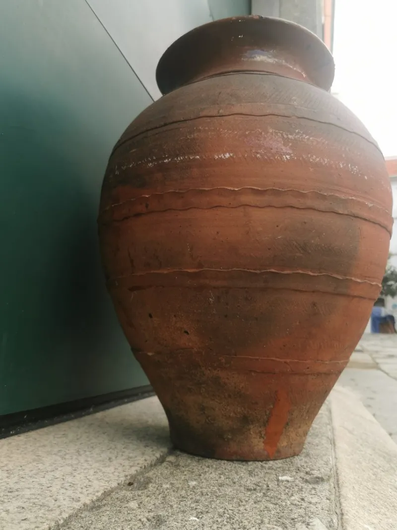 Pamono Olive Oil Pot, 1890s> Garden Accessories