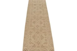 Sale Pamono Oushak Style Rug from R&K Principal Jahanshah Nazmiyal