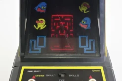 Pamono Pac-Man Arcade Minigame from Coleco, 1980s