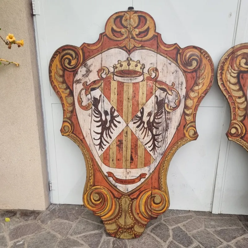 Pamono Painted Wooden Noble Shields, 1920s, Set of 2> Wall Decor