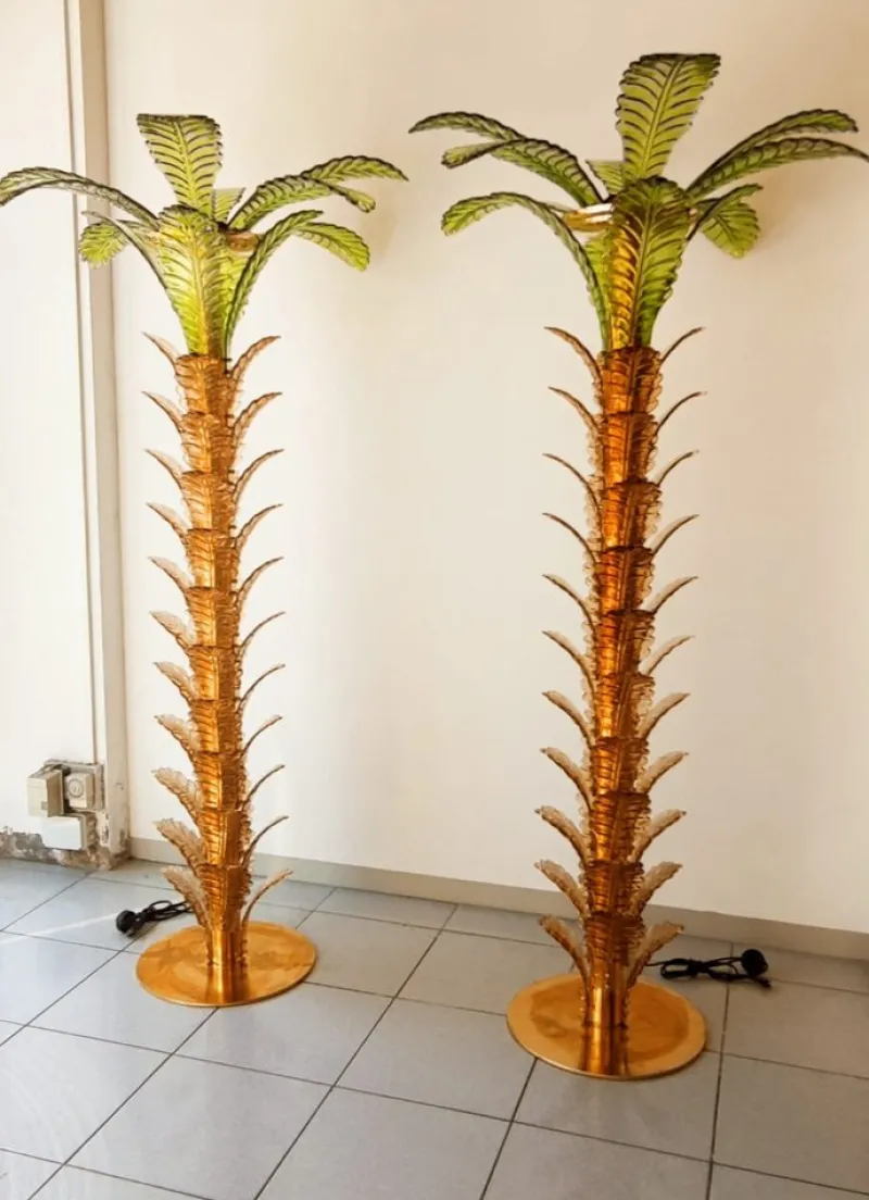 Pamono Palm Tree Floor Lamps in Brass & Murano Glass, Set of 2> Floor Lamps