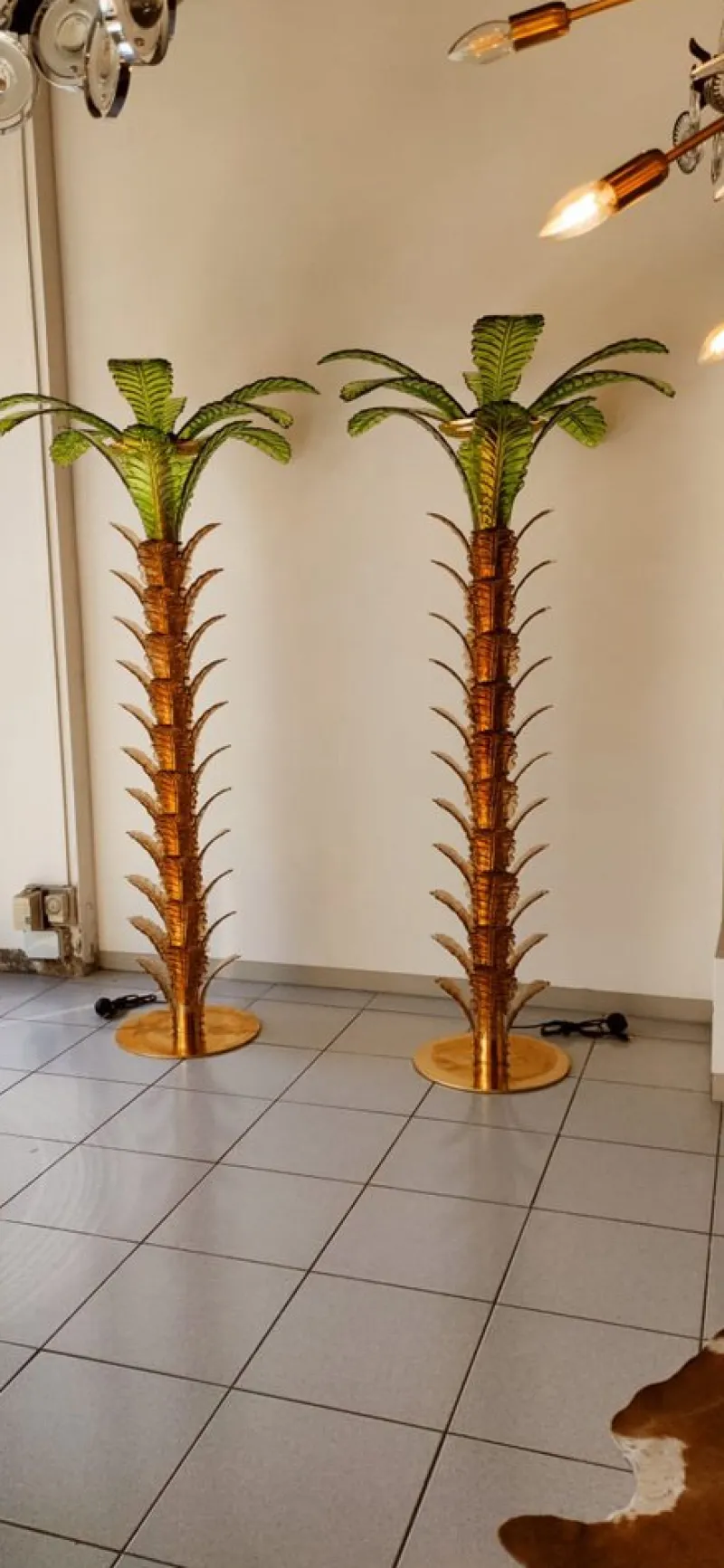 Pamono Palm Tree Floor Lamps in Brass & Murano Glass, Set of 2> Floor Lamps