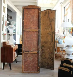 Pamono 4-Panel Room Divider with Embroidered Tapestry, England, Late 1800s><noscript><img width=