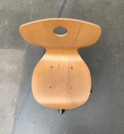 Pamono Pantomove Children Swivel Chair by Verner Panton for VS Möbel><noscript><img width=