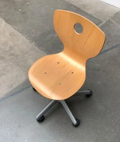 Pamono Pantomove Children Swivel Chair by Verner Panton for VS Möbel><noscript><img width=