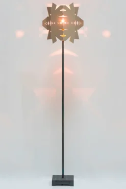 Hot Pamono Paper Cut Floor Lamp by Kiki van Eijk & Joost van Bleiswijk The Exceptional