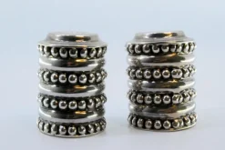 Pamono Pearlized Silver Salt and Pepper Shakers, Set of 2><noscript><img width=